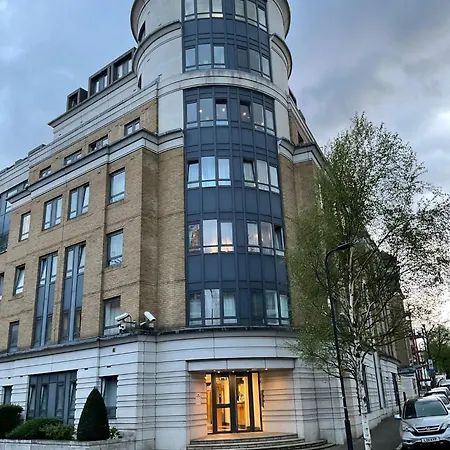 2 Bedroom Apartment With Security 24 Hours
